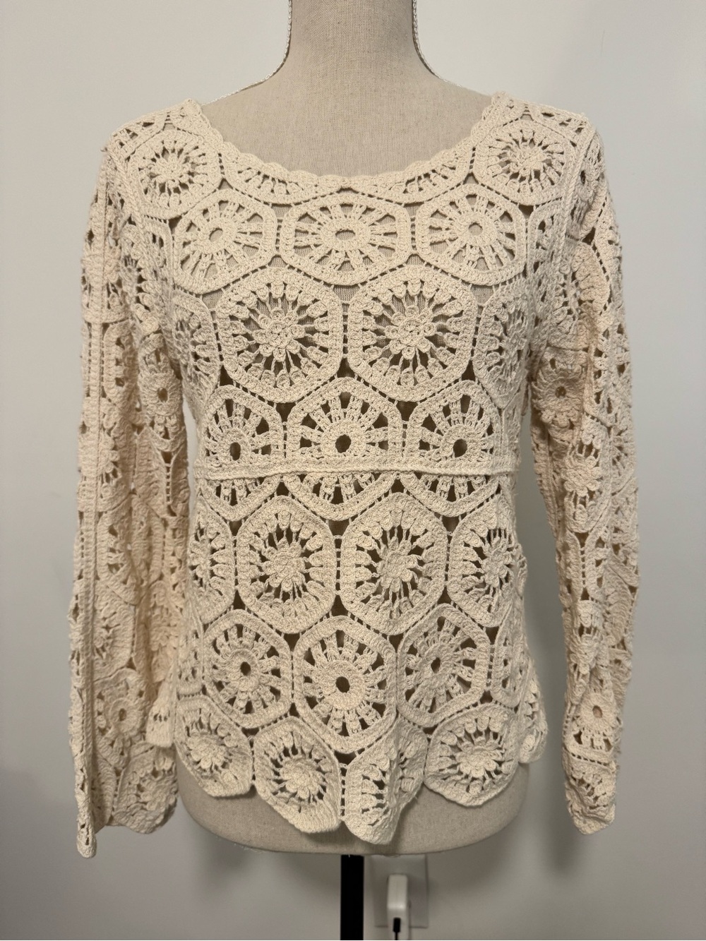 Ultra Pink Crochet Scoop Neck Knit Top Sweater - Cream Bohemian Size XS
